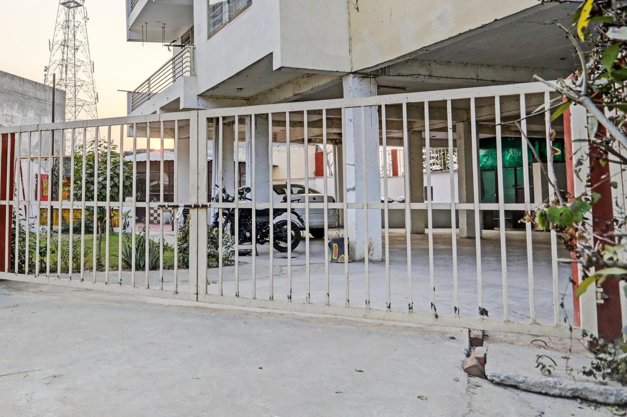 Oyo Home Green View Appartments Beas Exterior photo
